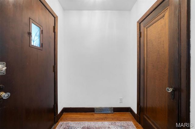 4322 Holly Hills Boulevard, St Louis, MO 63116