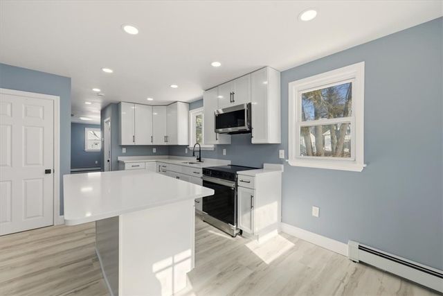 66 Glover Street, Providence, RI 02908