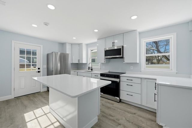 66 Glover Street, Providence, RI 02908