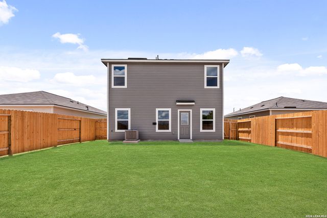 11515 Woodpecker Dr, San Antonio, TX 78223