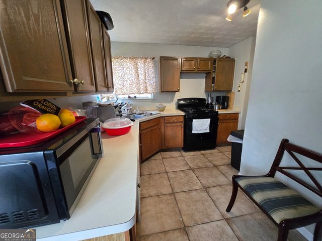 817 Winsap Drive, Stockbridge, GA 30281