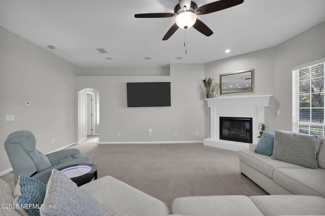 1819 WILD DUNES Circle, Orange Park, FL 32065