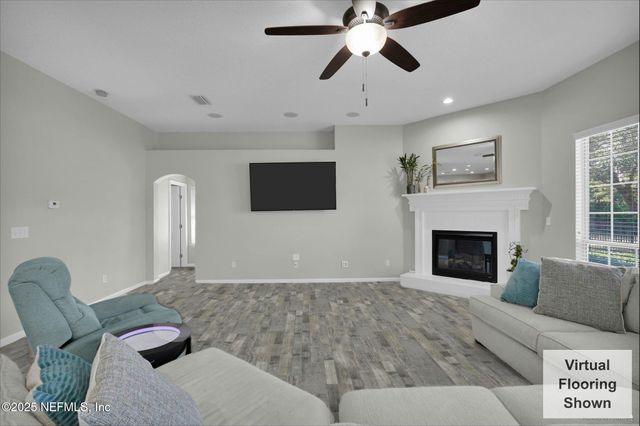 1819 WILD DUNES Circle, Orange Park, FL 32065