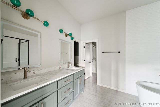 16817 E 41st Place S, Tulsa, OK 74134