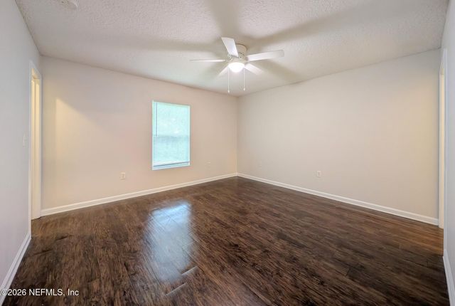 1242 LAKE SHORE Boulevard, Jacksonville, FL 32205