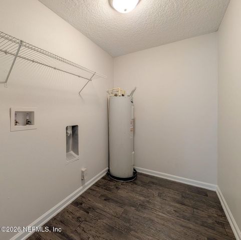 1242 LAKE SHORE Boulevard, Jacksonville, FL 32205