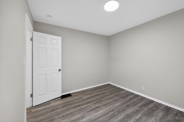 1818 Lawn Avenue, Cincinnati, OH 45237