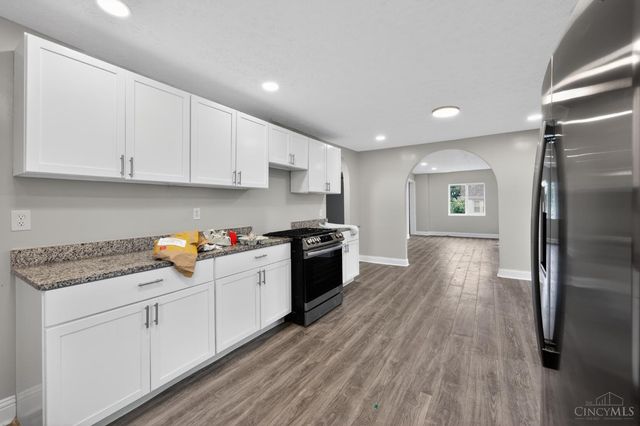 1818 Lawn Avenue, Cincinnati, OH 45237