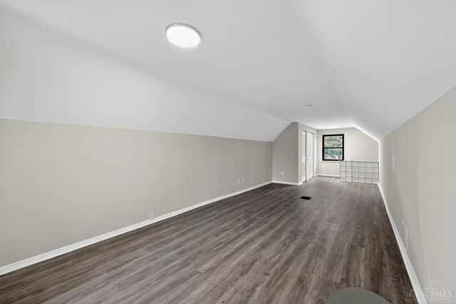 1818 Lawn Avenue, Cincinnati, OH 45237