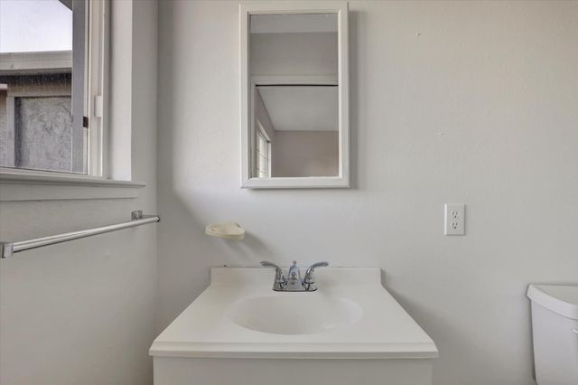 1158 Brookside Ct, Lincoln, CA 95648