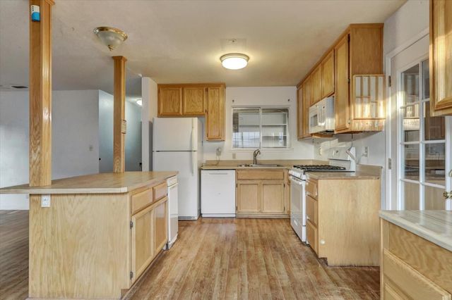 1158 Brookside Ct, Lincoln, CA 95648