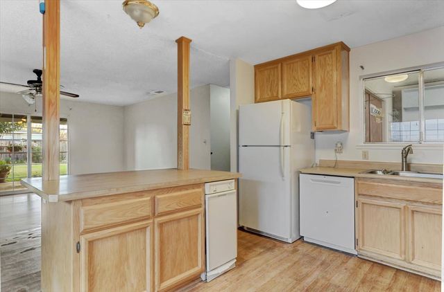 1158 Brookside Ct, Lincoln, CA 95648