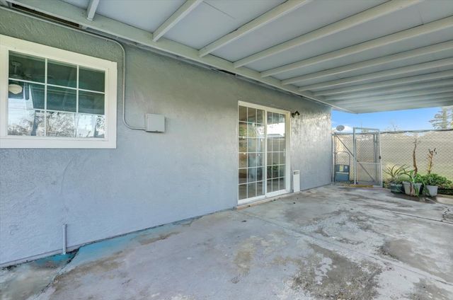 1158 Brookside Ct, Lincoln, CA 95648