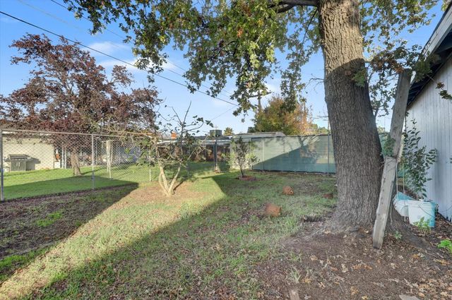 1158 Brookside Ct, Lincoln, CA 95648