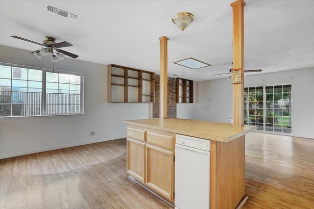 1158 Brookside Ct, Lincoln, CA 95648