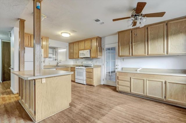 1158 Brookside Ct, Lincoln, CA 95648