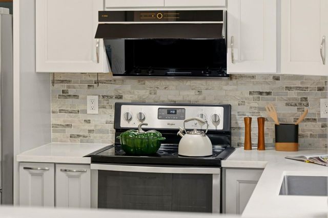 210 Elm Wood Court, Los Gatos, CA 95032