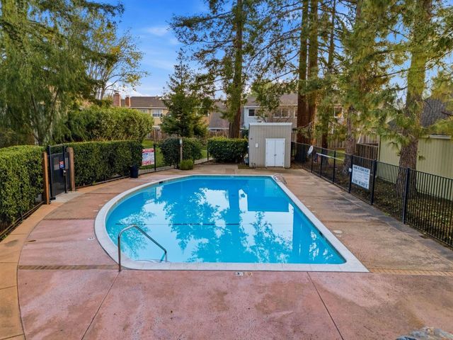 210 Elm Wood Court, Los Gatos, CA 95032