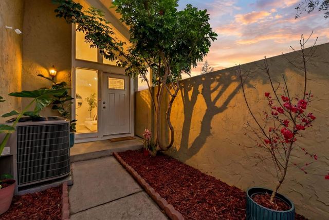 210 Elm Wood Court, Los Gatos, CA 95032