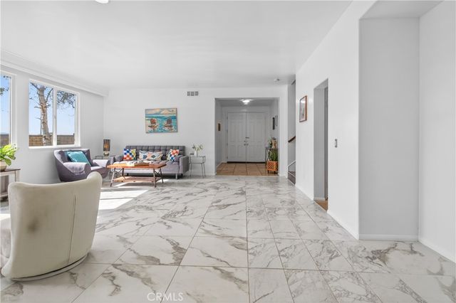 29062 Garnet Canyon, Saugus, CA 91390