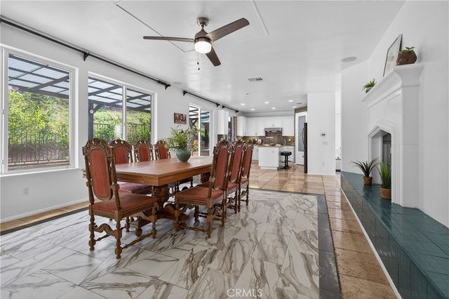 29062 Garnet Canyon, Saugus, CA 91390