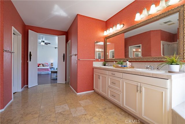 29062 Garnet Canyon, Saugus, CA 91390