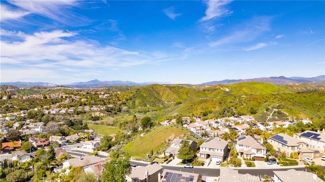 29062 Garnet Canyon, Saugus, CA 91390