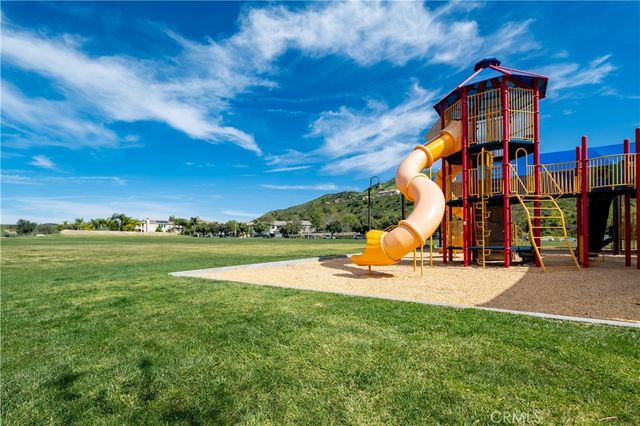 29062 Garnet Canyon, Saugus, CA 91390