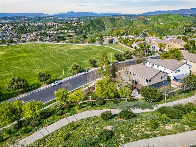 29062 Garnet Canyon, Saugus, CA 91390