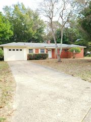 53 NW Hemlock Drive, Fort Walton Beach, FL 32548