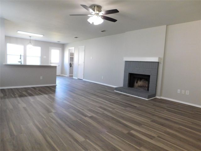 3516 Willow Creek Trail, Mckinney, TX 75071