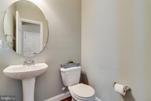 6860 DESALES PL, Hughesville, MD 20637