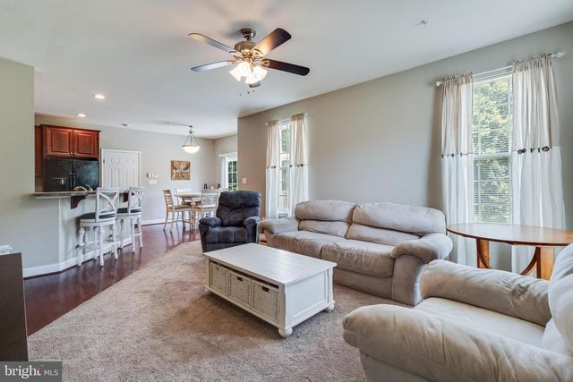 6860 DESALES PL, Hughesville, MD 20637