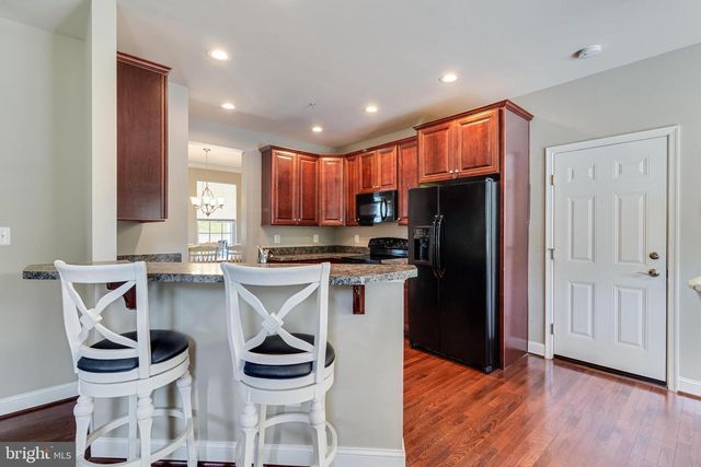 6860 DESALES PL, Hughesville, MD 20637