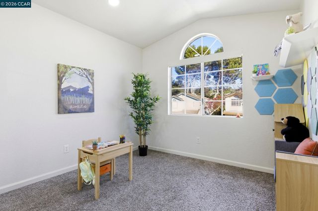 2875 Parkway Dr, Martinez, CA 94553