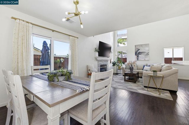 2875 Parkway Dr, Martinez, CA 94553