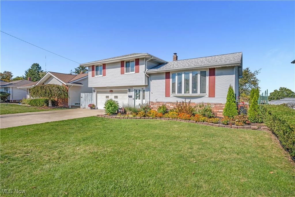 3262 Marda Drive, Parma, OH 44134