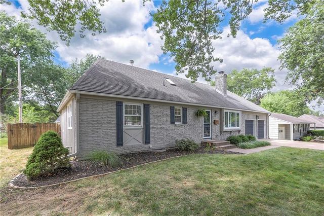 7620 Russell Road, Overland Park, KS 66204