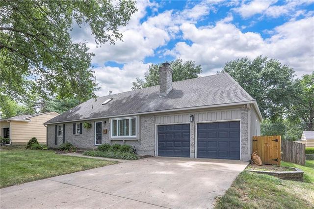 7620 Russell Road, Overland Park, KS 66204
