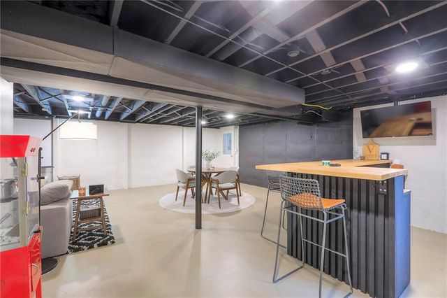 7620 Russell Road, Overland Park, KS 66204