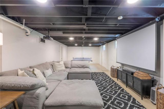 7620 Russell Road, Overland Park, KS 66204