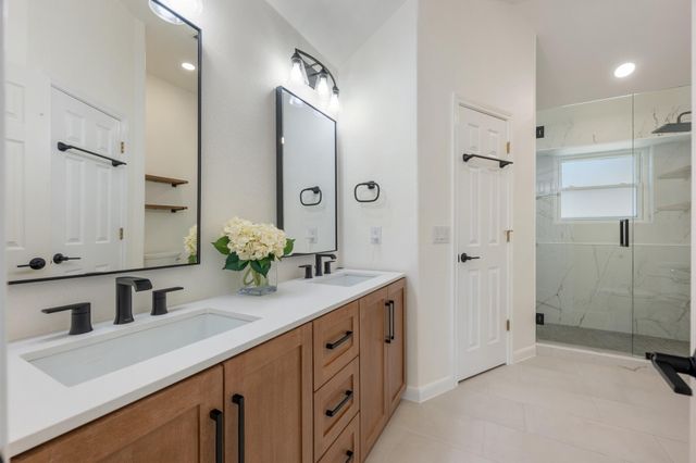 10114 Janet LOOP, Dripping Springs, TX 78620