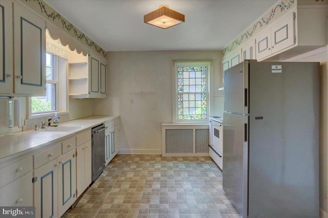 539 HIGH STREET, Chambersburg, PA 17201