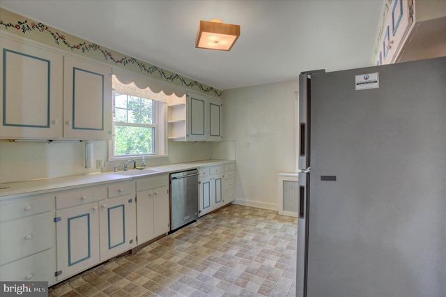 539 HIGH STREET, Chambersburg, PA 17201