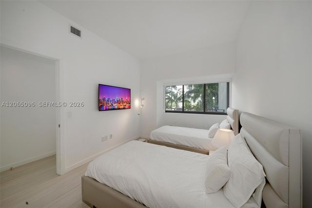 480 NE 31st St 605, Miami, FL 33137