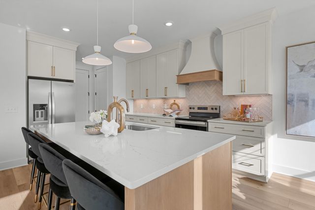 1305 Alderwood Pass, Nashville, TN 37207