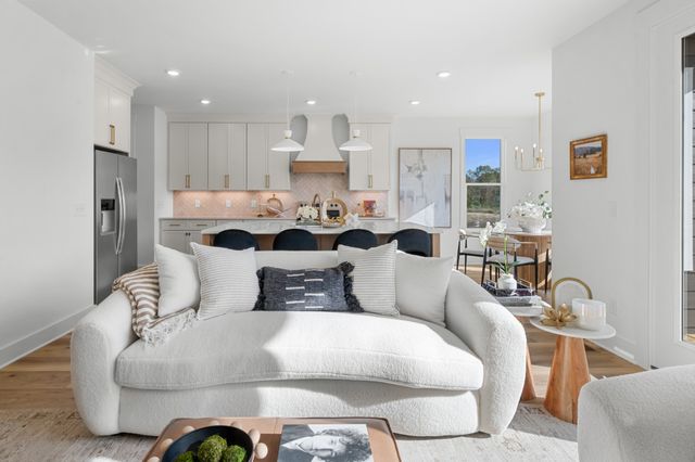 1305 Alderwood Pass, Nashville, TN 37207