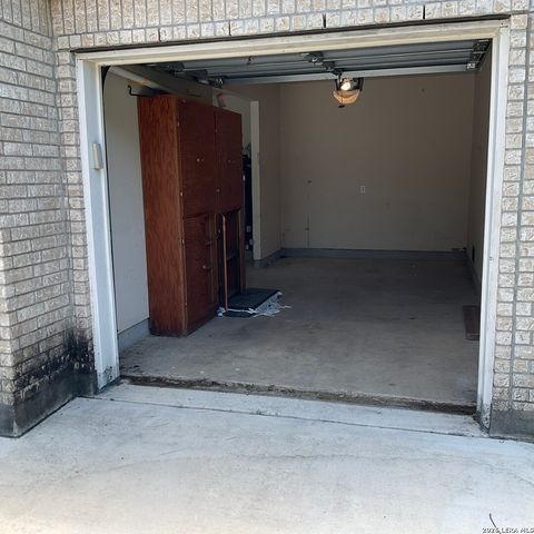 26111 LOOKOUT FALLS, San Antonio, TX 78260