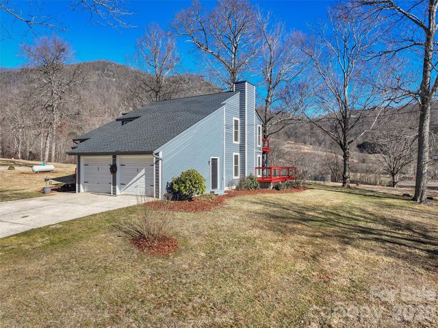 1672 Worley Cove Road, Canton, NC 28716
