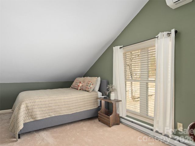 1672 Worley Cove Road, Canton, NC 28716